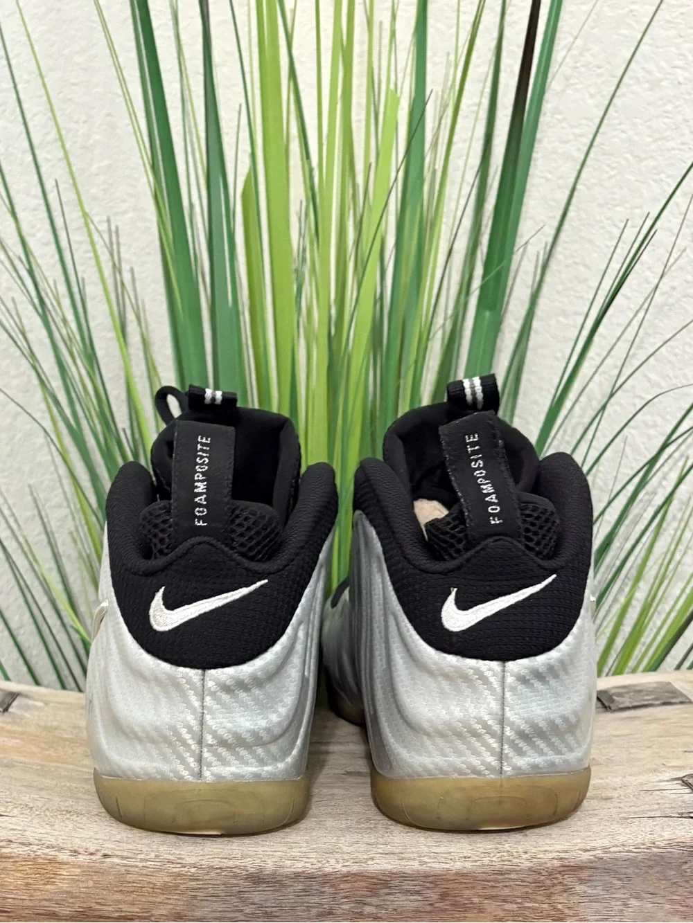 Nike Air Foamposite Pro Silver Surfer Sneaker